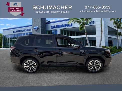 Used 2025 Subaru Forester Touring AWD/4WD image 8