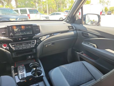 Used 2023 Honda Passport Elite image 23
