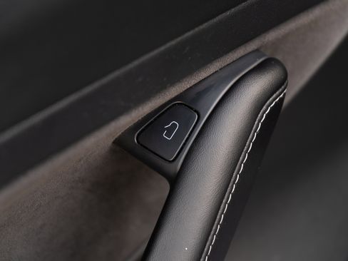 Used 2021 Tesla Model 3 Standard Range Plus image 33