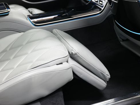 Used 2021 Mercedes-Benz Maybach S 580 4MATIC image 99