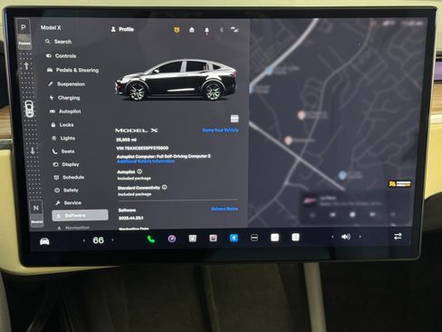 Used 2023 Tesla Model X image 30