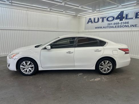 Used 2014 Nissan Altima 2.5 S image 8