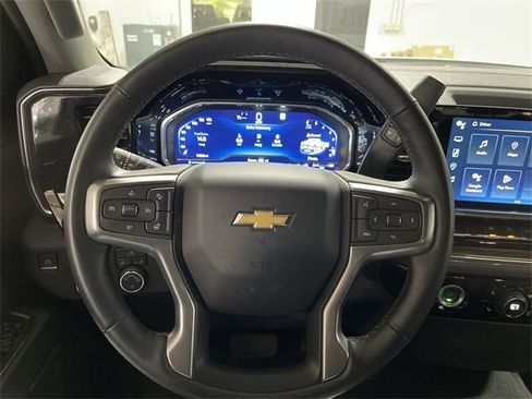Used 2023 Chevrolet Silverado 1500 LT image 15