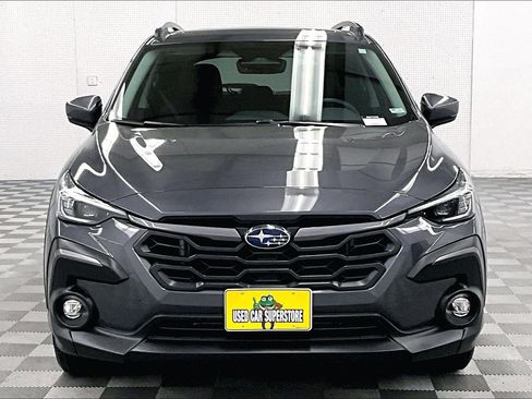 Used 2024 Subaru Crosstrek 2.5i Limited w/ Crosstrek Mirror Package AWD/4WD image 4