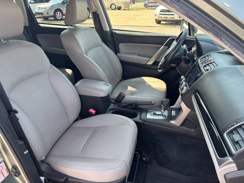 Used 2018 Subaru Forester 2.5i Limited AWD/4WD image 22