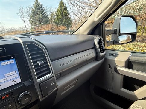 Used 2018 Ford F250 XLT w/ XLT Value Package AWD/4WD image 18