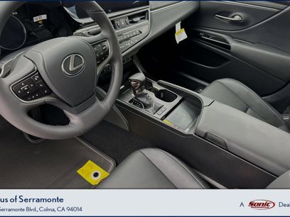 New 2024 Lexus ES 300h w/ Premium Package