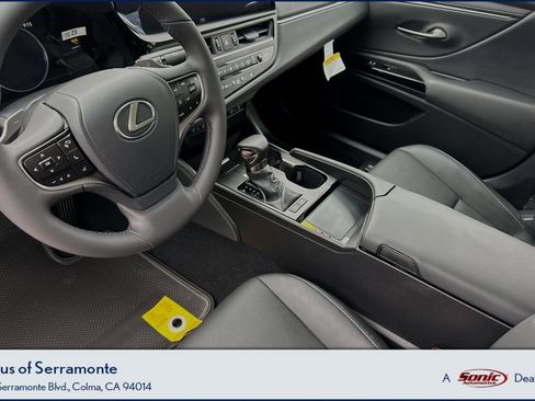 New 2024 Lexus ES 300h w/ Premium Package image 1