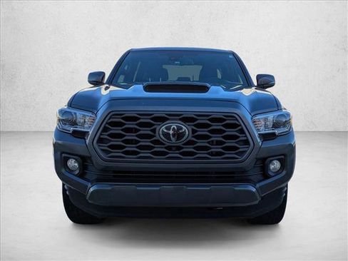 Used 2023 Toyota Tacoma TRD Sport image 2