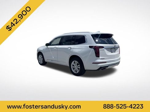 Used 2025 Cadillac XT6 Luxury FWD image 3