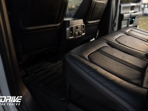 Used 2022 Ford F350 Platinum w/ FX4 Off-Road Package image 23