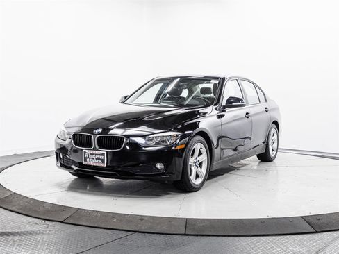Used 2013 BMW 320i xDrive 320I XDRIVE image 3