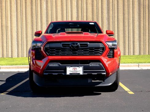 New 2026 Toyota Tacoma TRD Sport AWD/4WD image 3