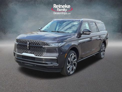 New 2026 Lincoln Navigator L Reserve AWD/4WD image 1