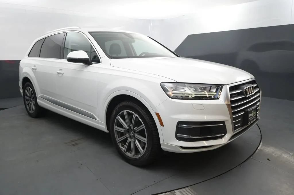 Used 2018 Audi Q7 3.0T Premium Plus w/ Premium Plus Package AWD/4WD image 7