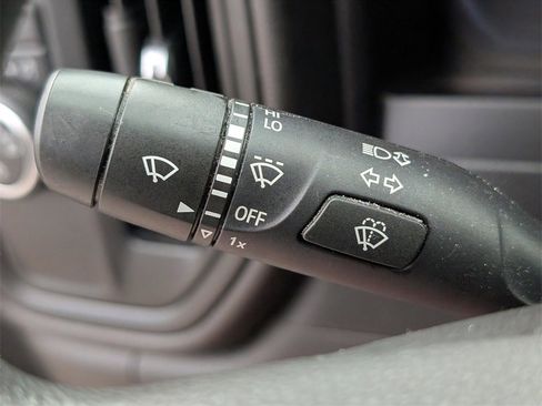 Used 2021 Chevrolet Silverado 1500 Custom w/ Rally Edition image 23