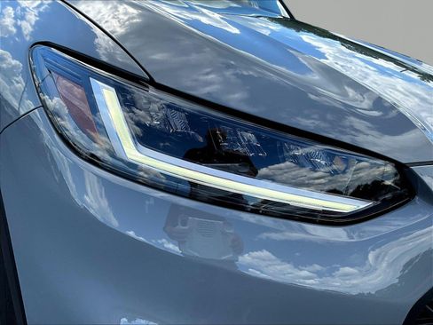 Used 2025 Honda HR-V Sport image 30