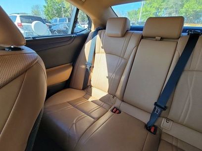 Used 2023 Lexus ES 350 Ultra Luxury w/ Accessory Package (Z1)