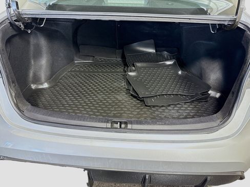 Used 2024 Toyota Corolla SE image 28