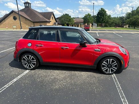Used 2022 MINI Cooper S FWD image 8