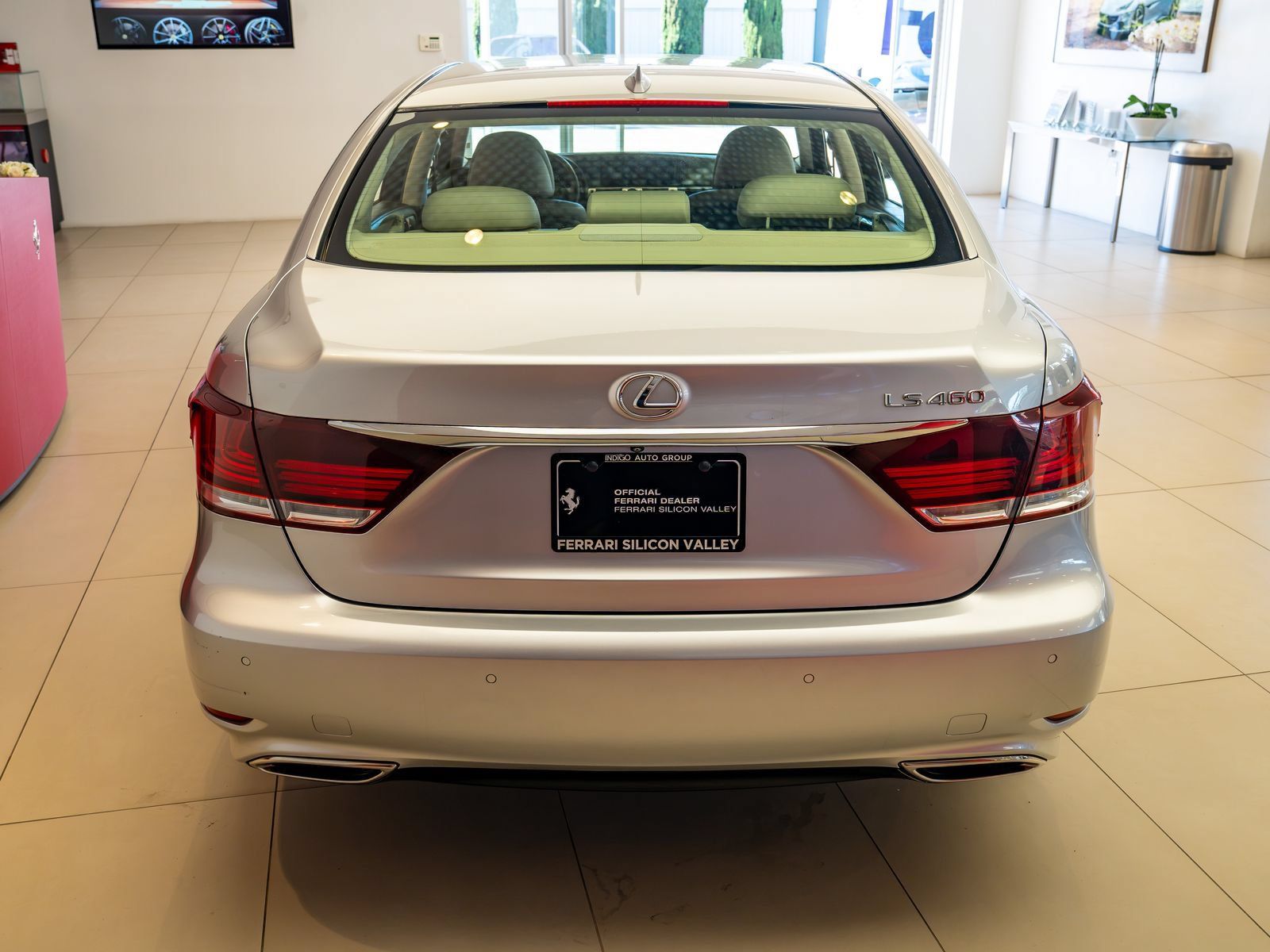 Used 2016 Lexus LS 460 w/ Comfort Package RWD image 5