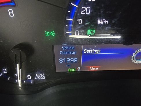 Used 2015 Cadillac SRX Luxury w/ Driver Awareness Package image 21