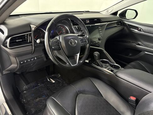 Used 2019 Toyota Camry XSE w/ Driver Assist Package FWD image 17