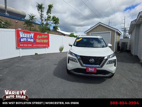 Used 2023 Nissan Rogue SV w/ SV Premium B Package AWD/4WD image 1