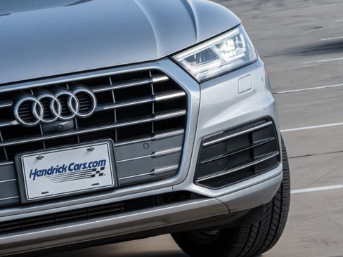 Used 2018 Audi Q5 Prestige w/ Prestige Package image 7