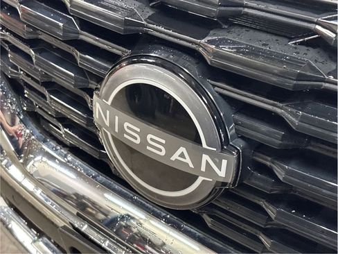 Used 2022 Nissan Rogue Platinum w/ Head-Up Display Package image 26