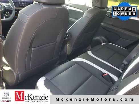 Used 2025 Buick Envision Sport Touring AWD/4WD image 21