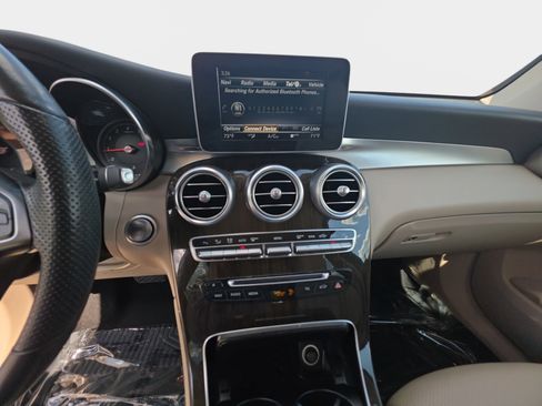 Used 2019 Mercedes-Benz GLC 300 image 19