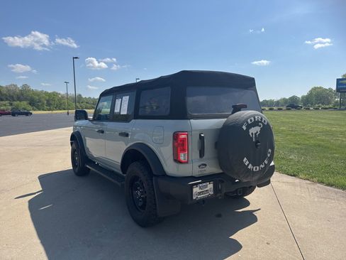 Used 2023 Ford Bronco 4-Door AWD/4WD image 7