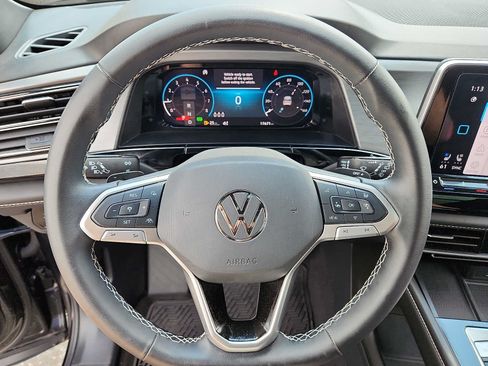 Used 2024 Volkswagen Atlas Cross Sport SE w/ Panoramic Sunroof Package AWD/4WD image 20