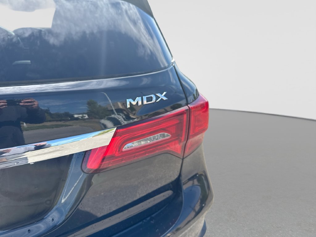 Used 2020 Acura MDX FWD image 18