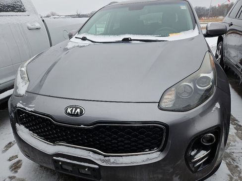Used 2018 Kia Sportage LX w/ LX Popular Package image 2