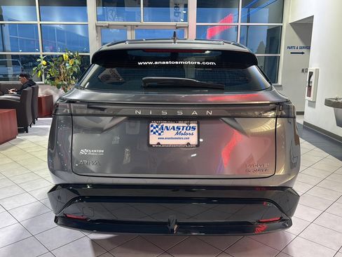 Used 2023 Nissan Ariya EVOLVE+ image 5