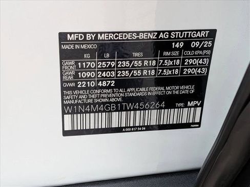 Certified 2026 Mercedes-Benz GLB 250 image 23