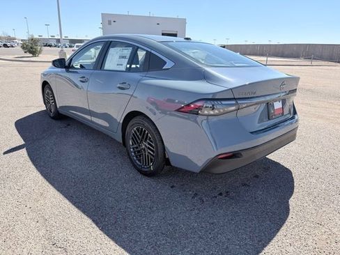 New 2026 Nissan Sentra SV FWD image 8