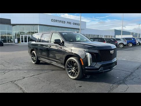 Certified 2025 Cadillac Escalade ESV Sport w/ Touring Package image 2