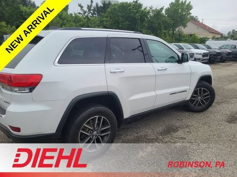 Used 2018 Jeep Grand Cherokee Limited AWD/4WD image 4