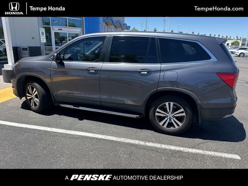 Used 2018 Honda Pilot EX image 1