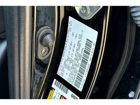 Certified 2023 Toyota Tacoma 4x4 Double Cab image 31