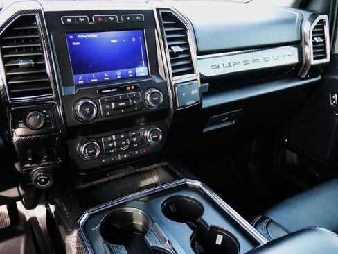 Used 2021 Ford F250 Lariat w/ Lariat Ultimate Package image 40