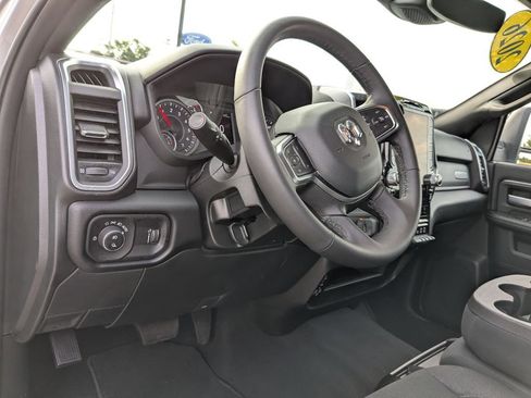 Used 2026 RAM 2500 Big Horn AWD/4WD image 2