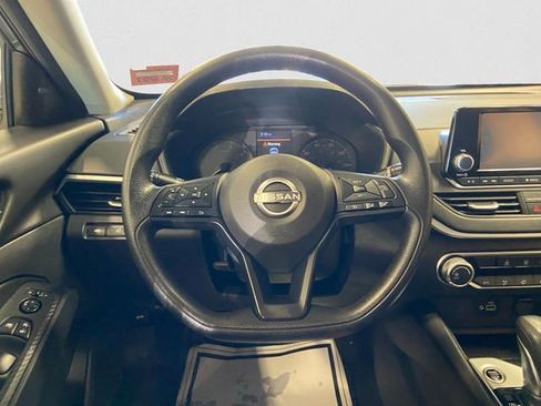 Certified 2023 Nissan Altima 2.5 S image 12