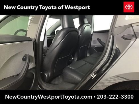 Used 2025 Tesla Model 3 Long Range image 18