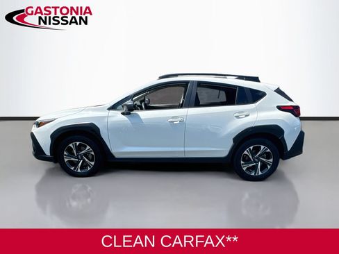Used 2025 Subaru Crosstrek 2.5i Premium AWD/4WD image 5