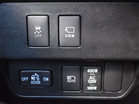 Certified 2021 Toyota Tacoma Limited image 14