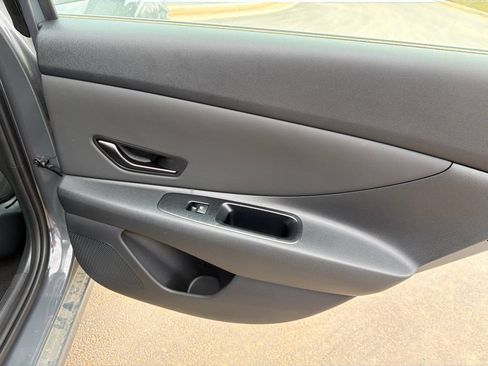 New 2026 Hyundai Elantra Sport FWD image 17